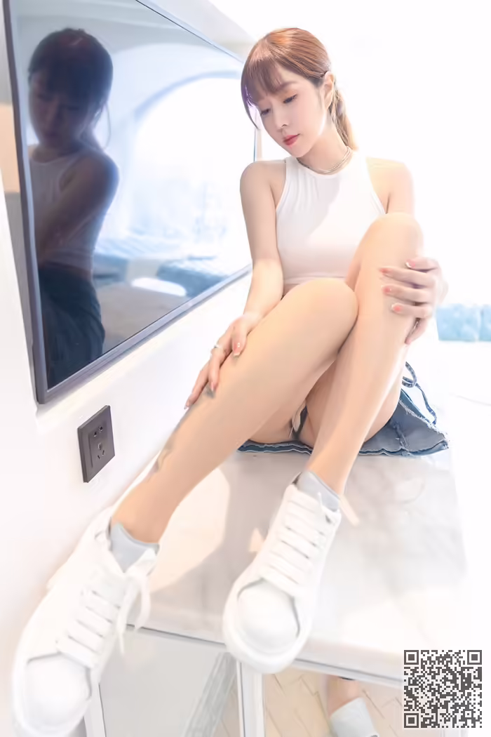 王雨纯、爆乳、若隐若现