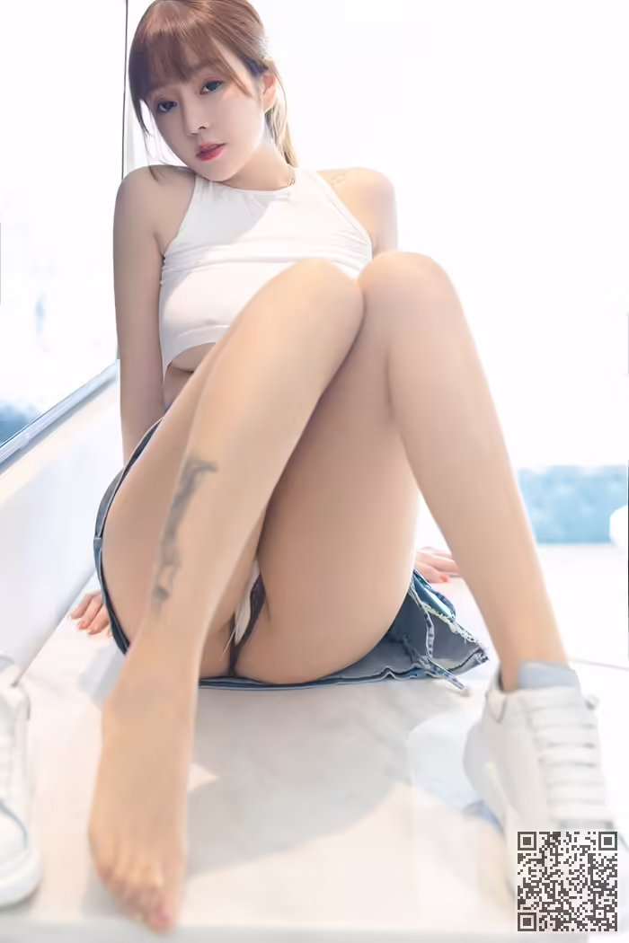 王雨纯、爆乳、若隐若现