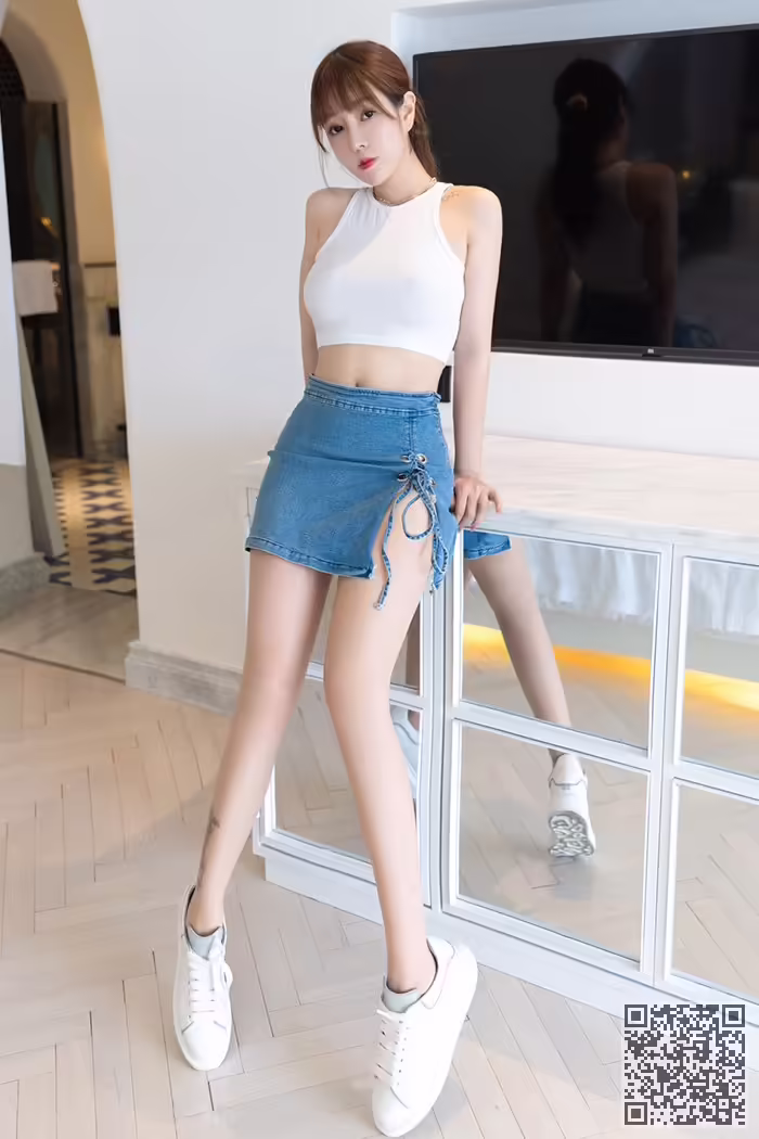 王雨纯、爆乳、若隐若现
