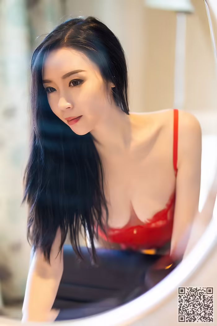 梦心月、吊带、黑丝、美乳