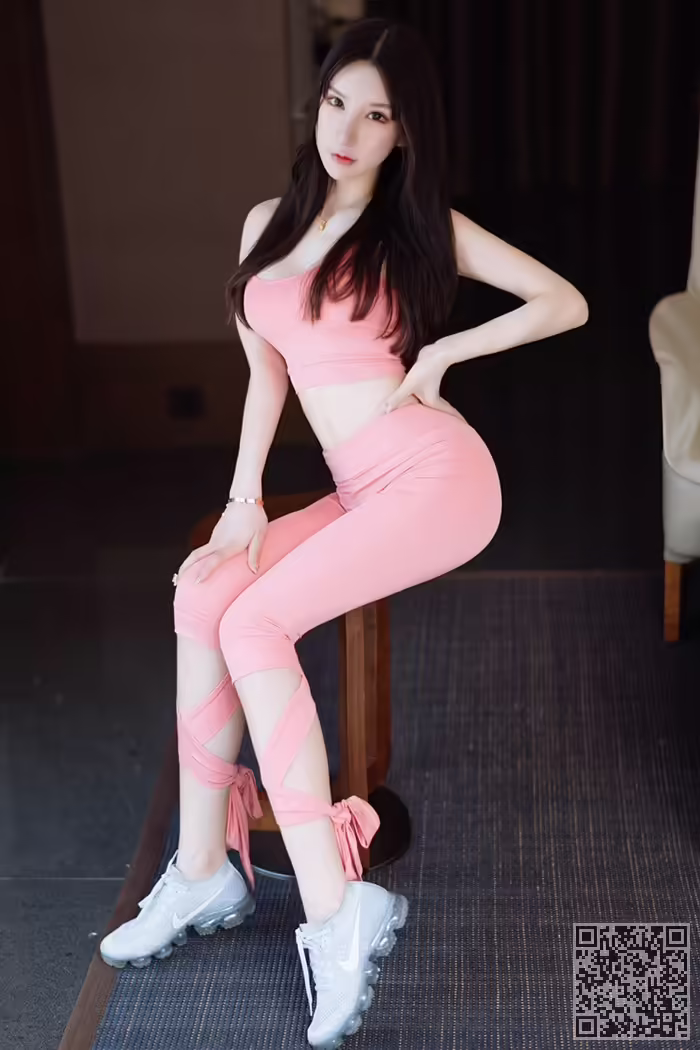 健身、少女、周于希
