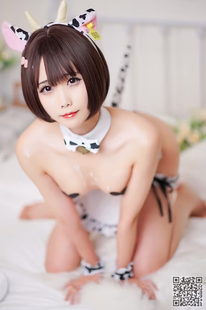 奶牛、女仆、晓美嫣