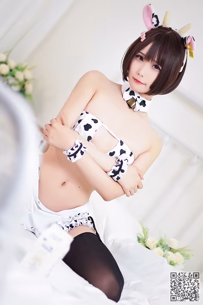 奶牛、女仆、晓美嫣