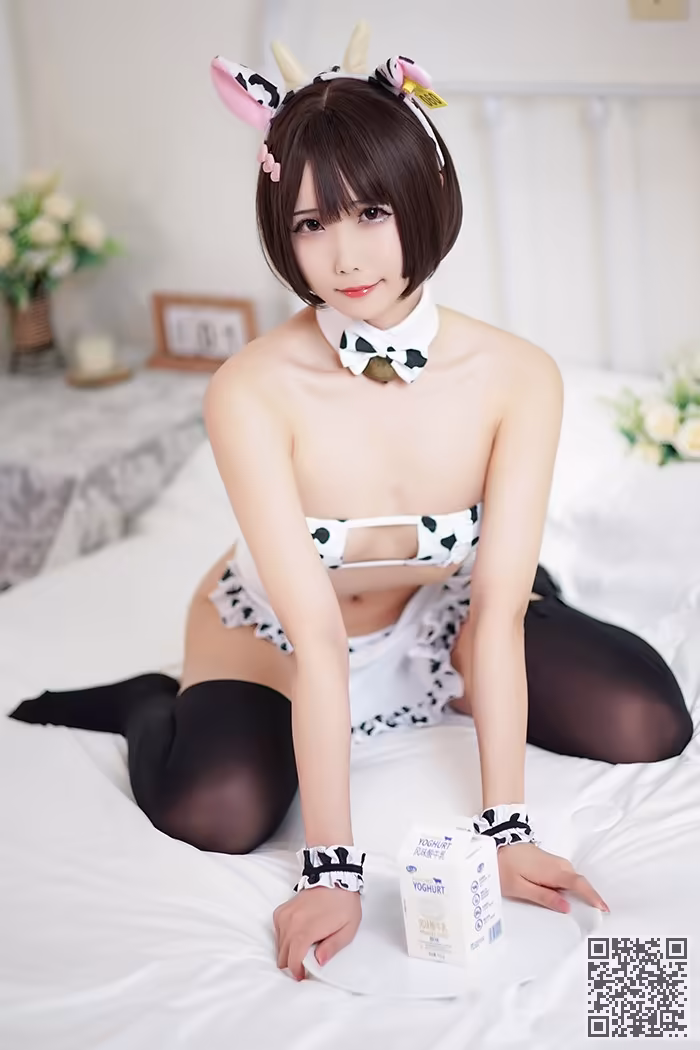 奶牛、女仆、晓美嫣