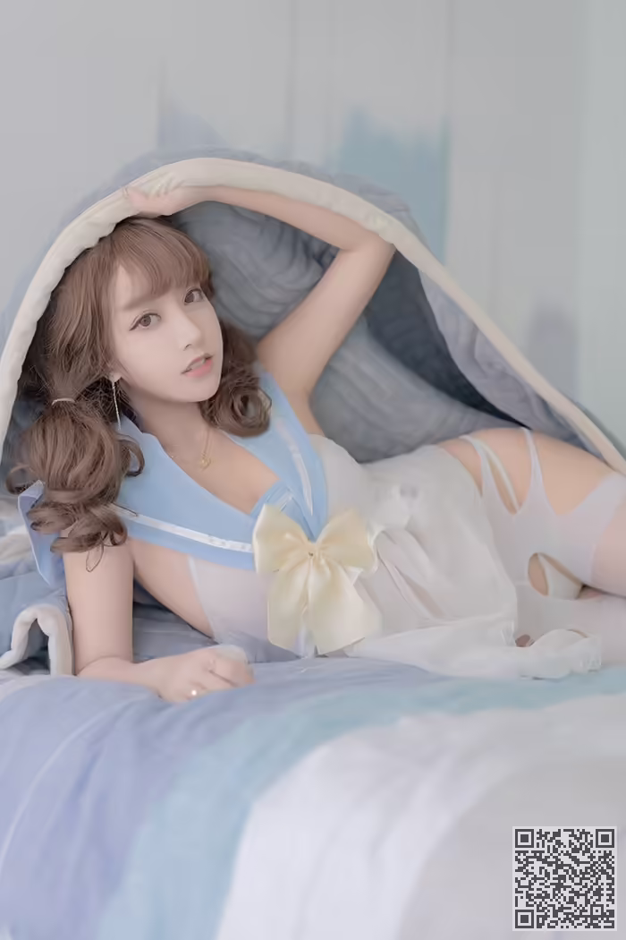 宅男女神、米线线、开档丝袜、美乳