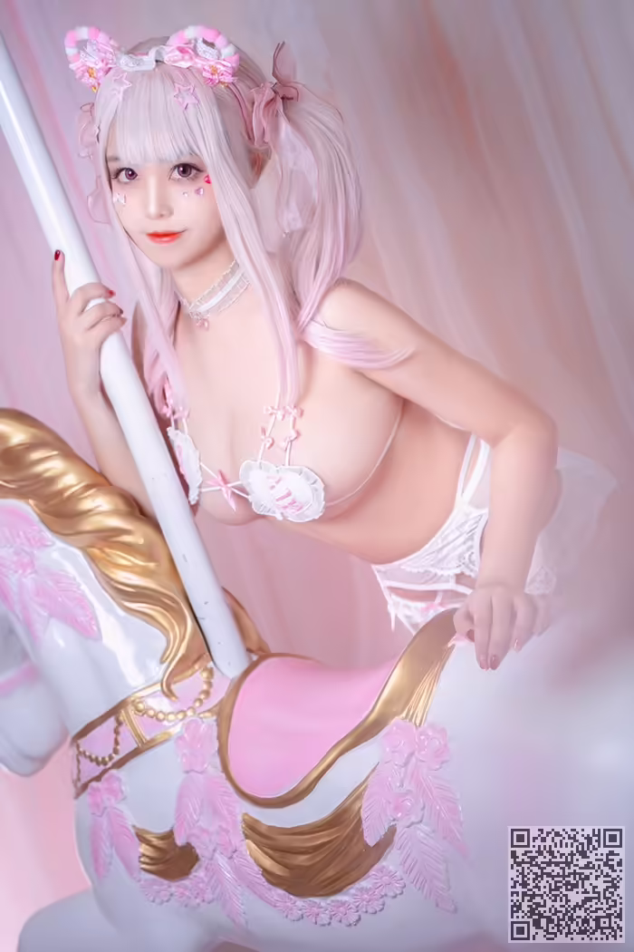 情趣萌妹、蜜汁猫裘、巨乳、美腿