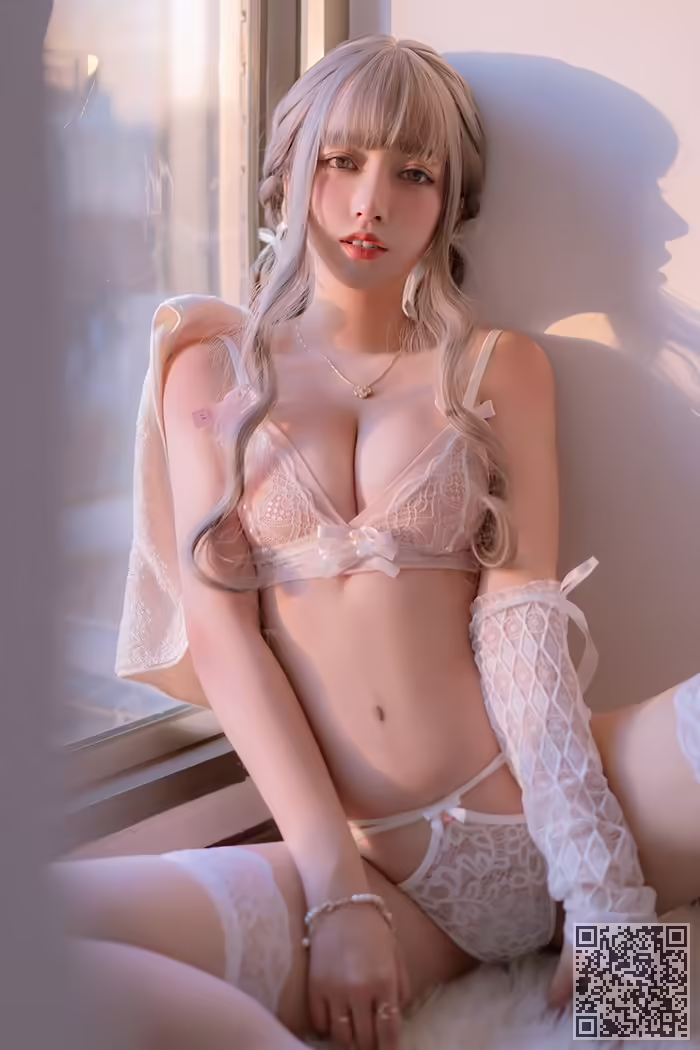 COS、少女、米线线、性感美乳
