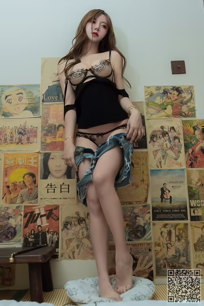蜜桃小妹、米线线、蛇臀蜂腰