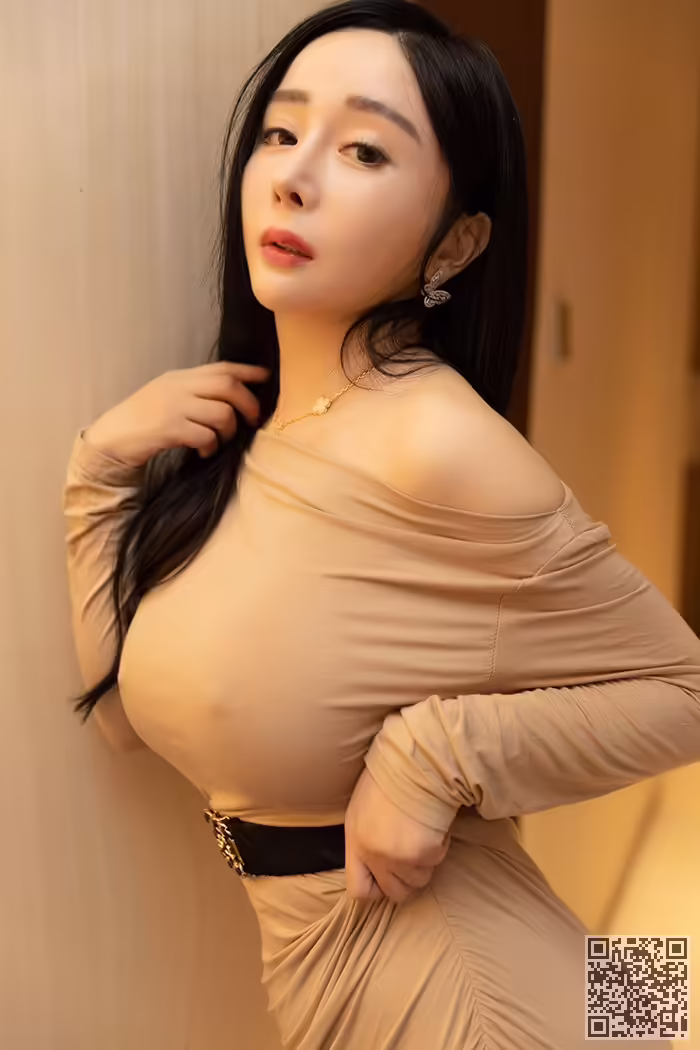 人间尤物、允、真空露出