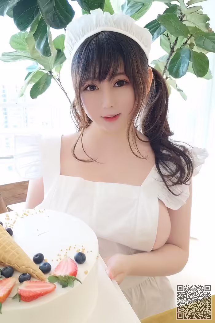 厨娘、依酱、巨乳、侧漏