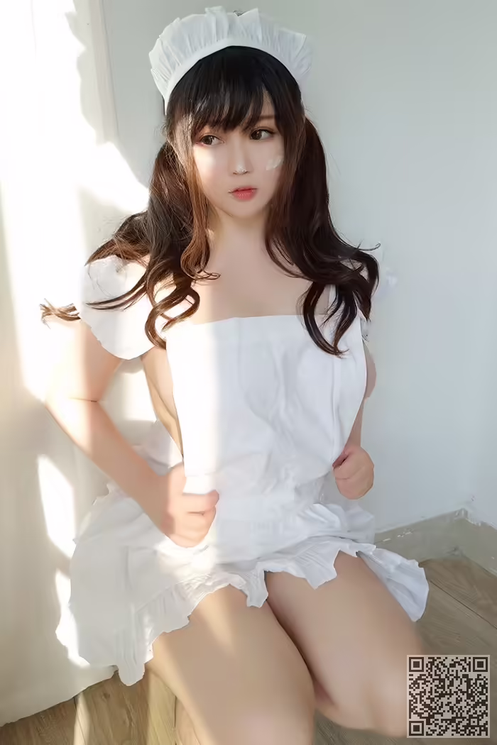 厨娘、依酱、巨乳、侧漏