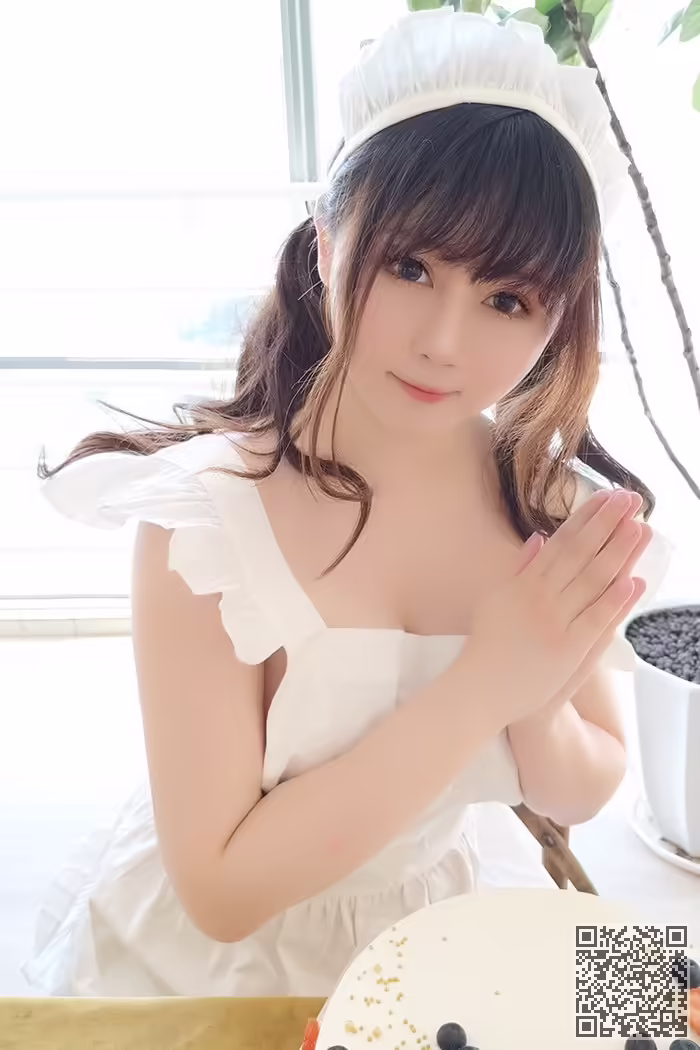 厨娘、依酱、巨乳、侧漏