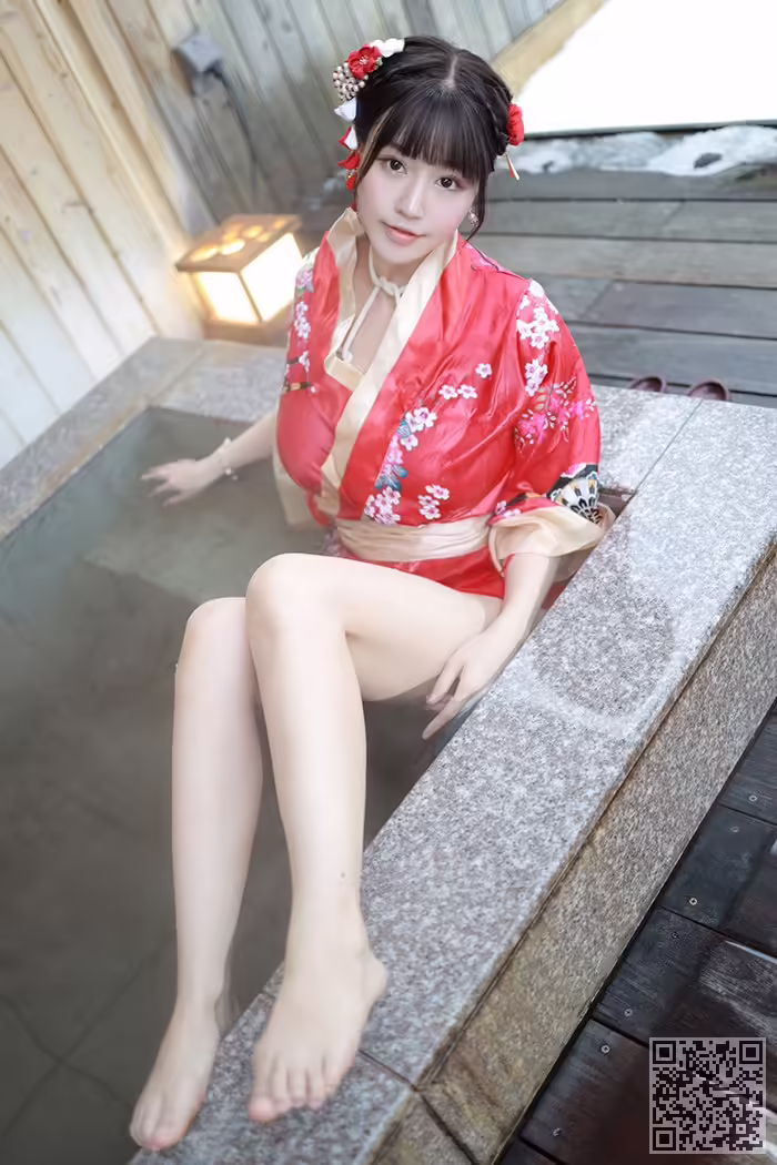 娇娘、朱可儿、裸身