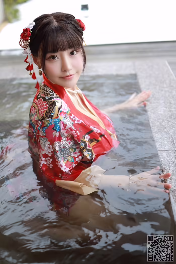娇娘、朱可儿、裸身