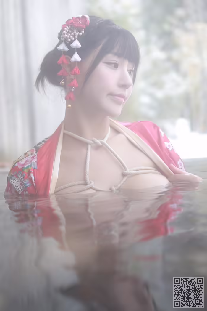 娇娘、朱可儿、裸身