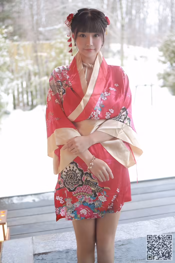 娇娘、朱可儿、裸身