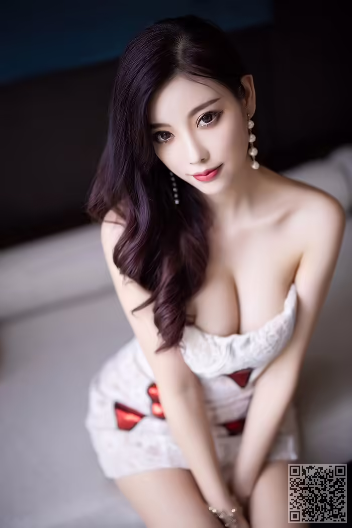 女神、杨晨晨、肉丝、包臀、深沟