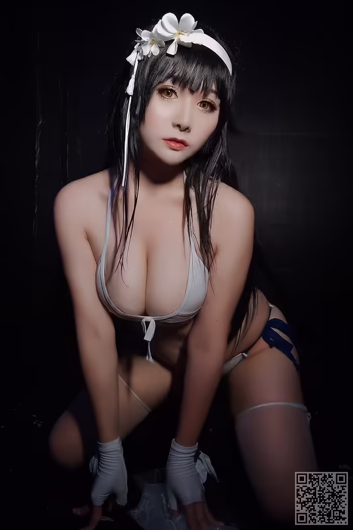 三刀刀、三点式、湿身诱惑