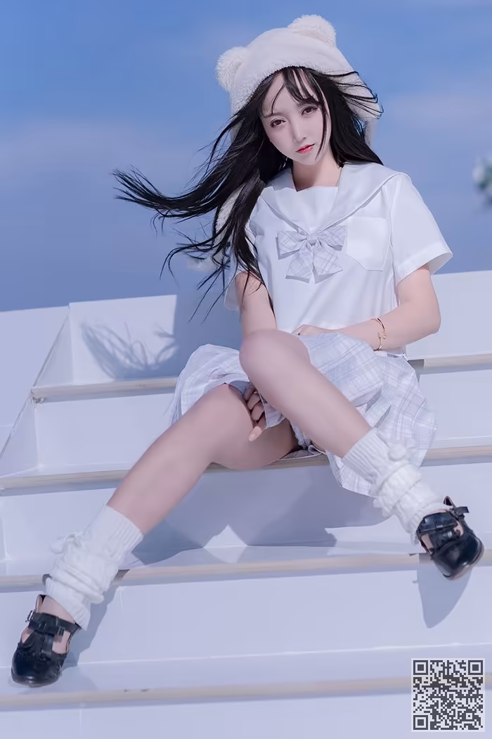 思春期少女、米线线、JK制服、美腿
