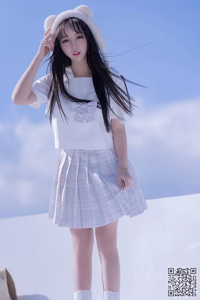 思春期少女、米线线、JK制服、美腿