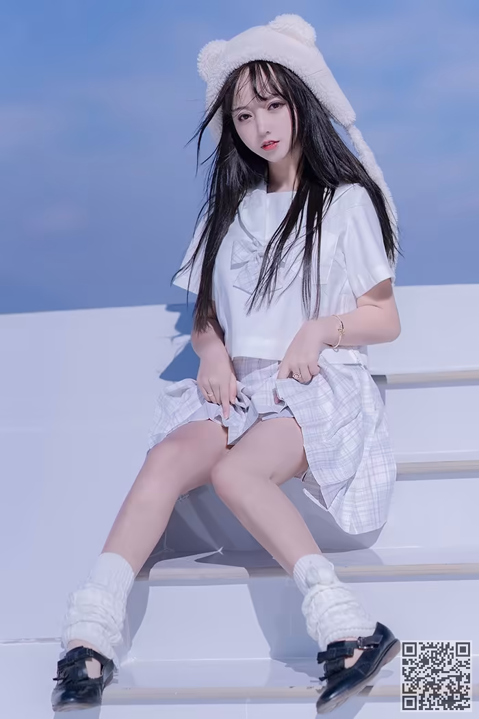 思春期少女、米线线、JK制服、美腿