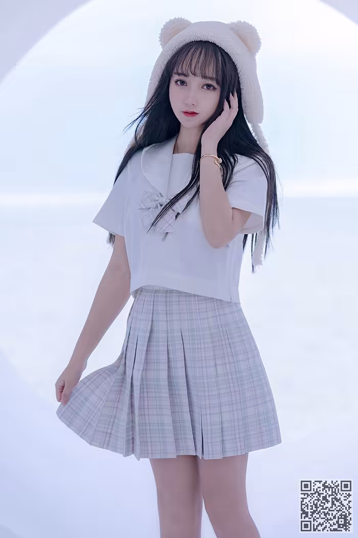 思春期少女、米线线、JK制服、美腿