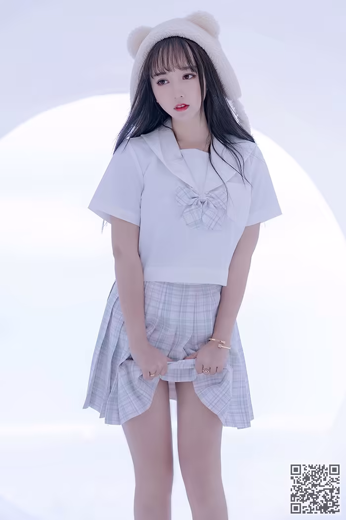 思春期少女、米线线、JK制服、美腿