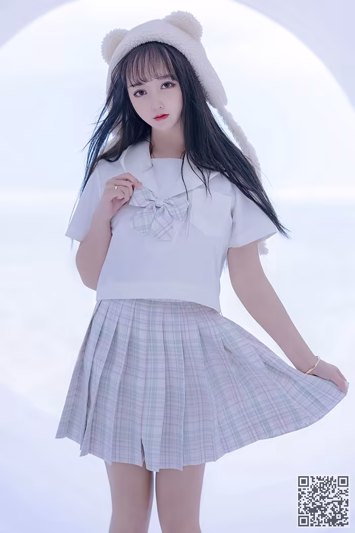 思春期少女、米线线、JK制服、美腿