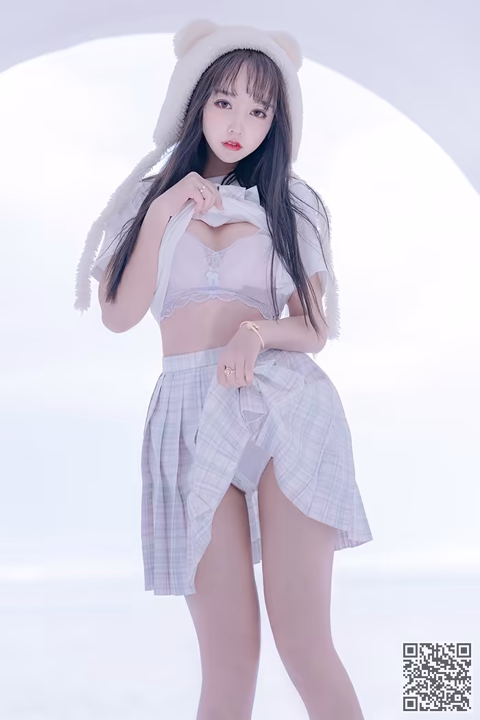 思春期少女、米线线、JK制服、美腿