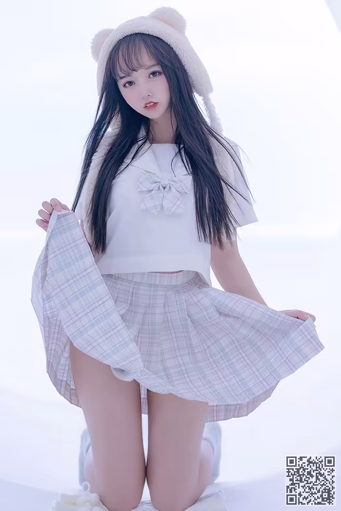 思春期少女、米线线、JK制服、美腿