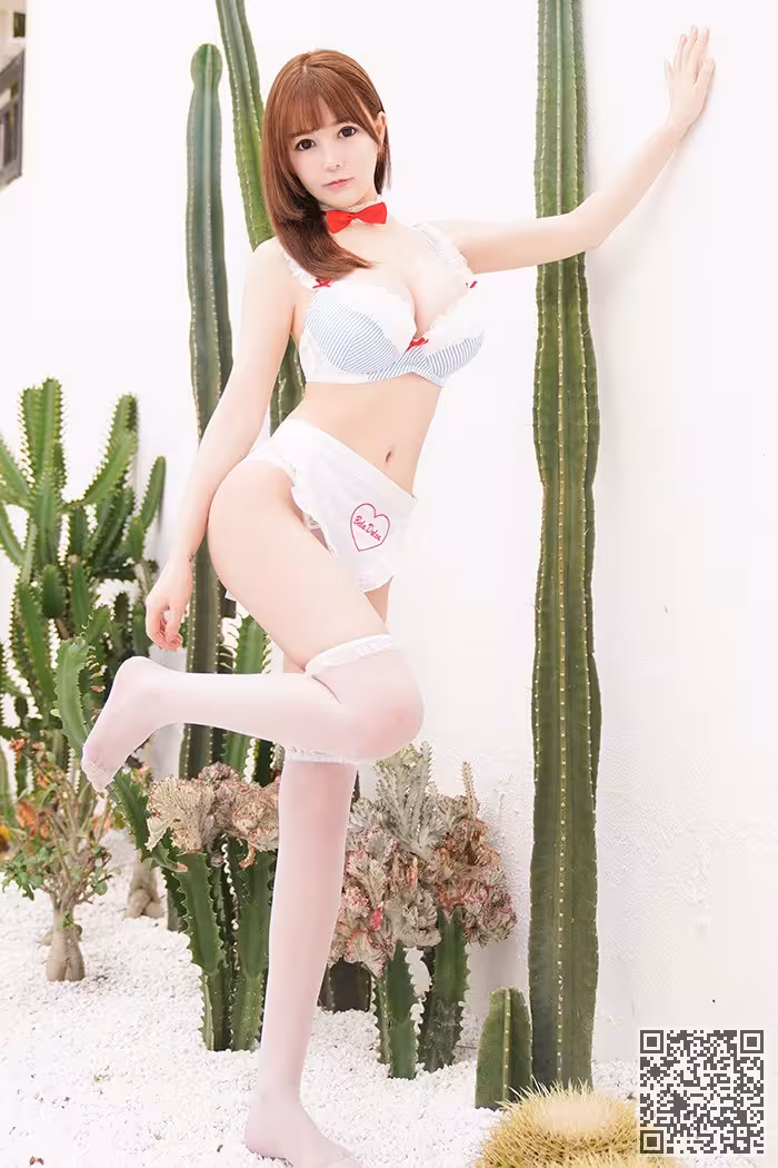激萌小妹UU酱奶香味巨乳半裸诱惑