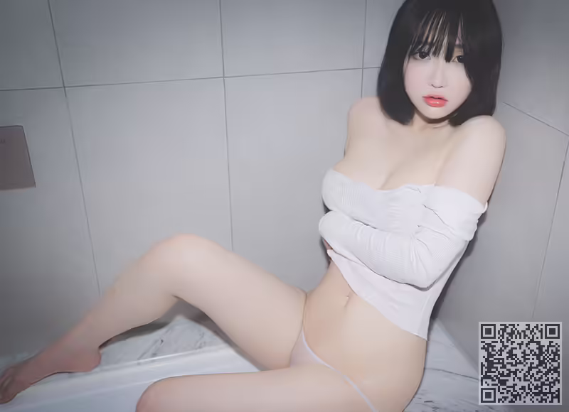萌妹子、孙乐乐、湿身