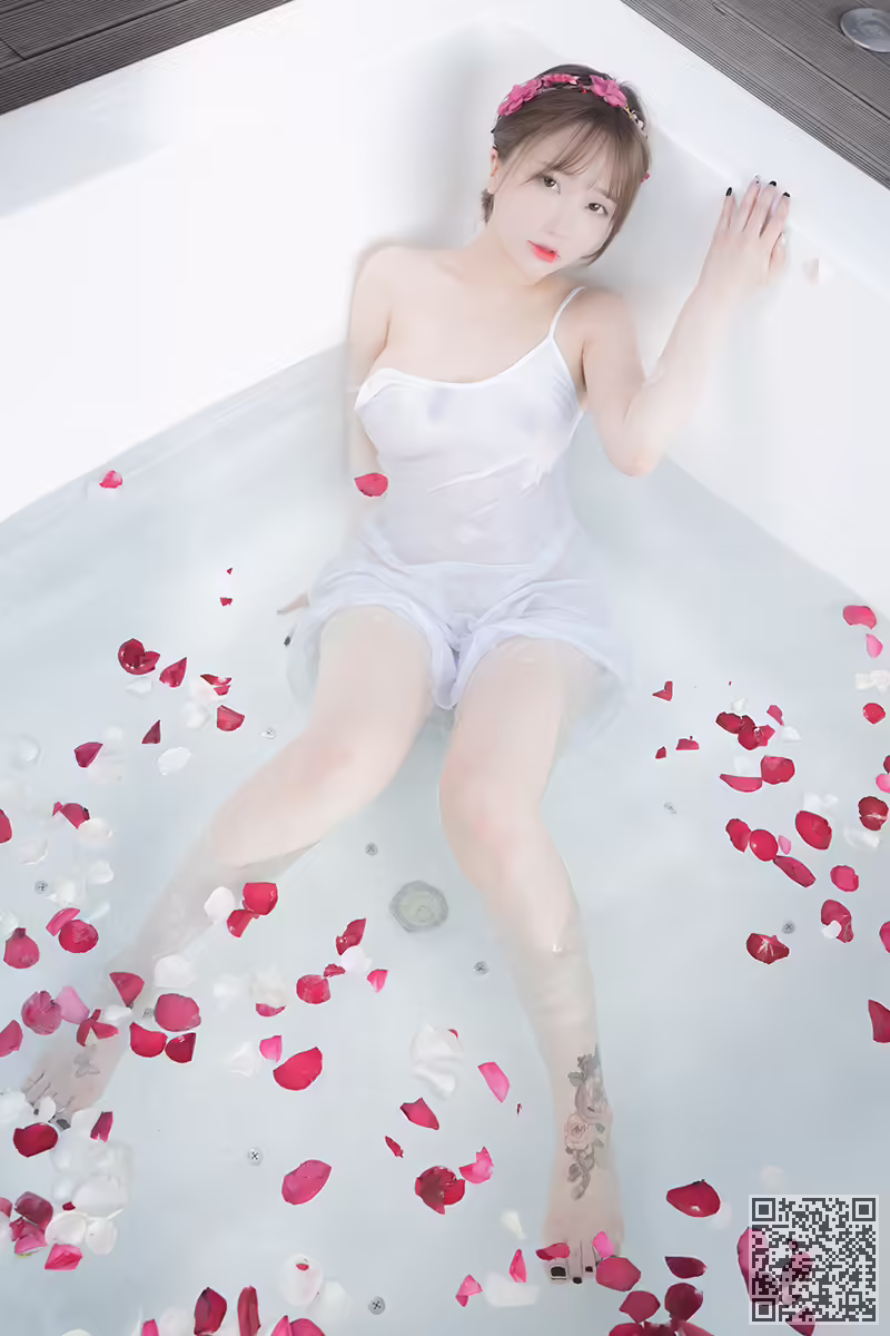 美女、孙乐乐、沐浴照