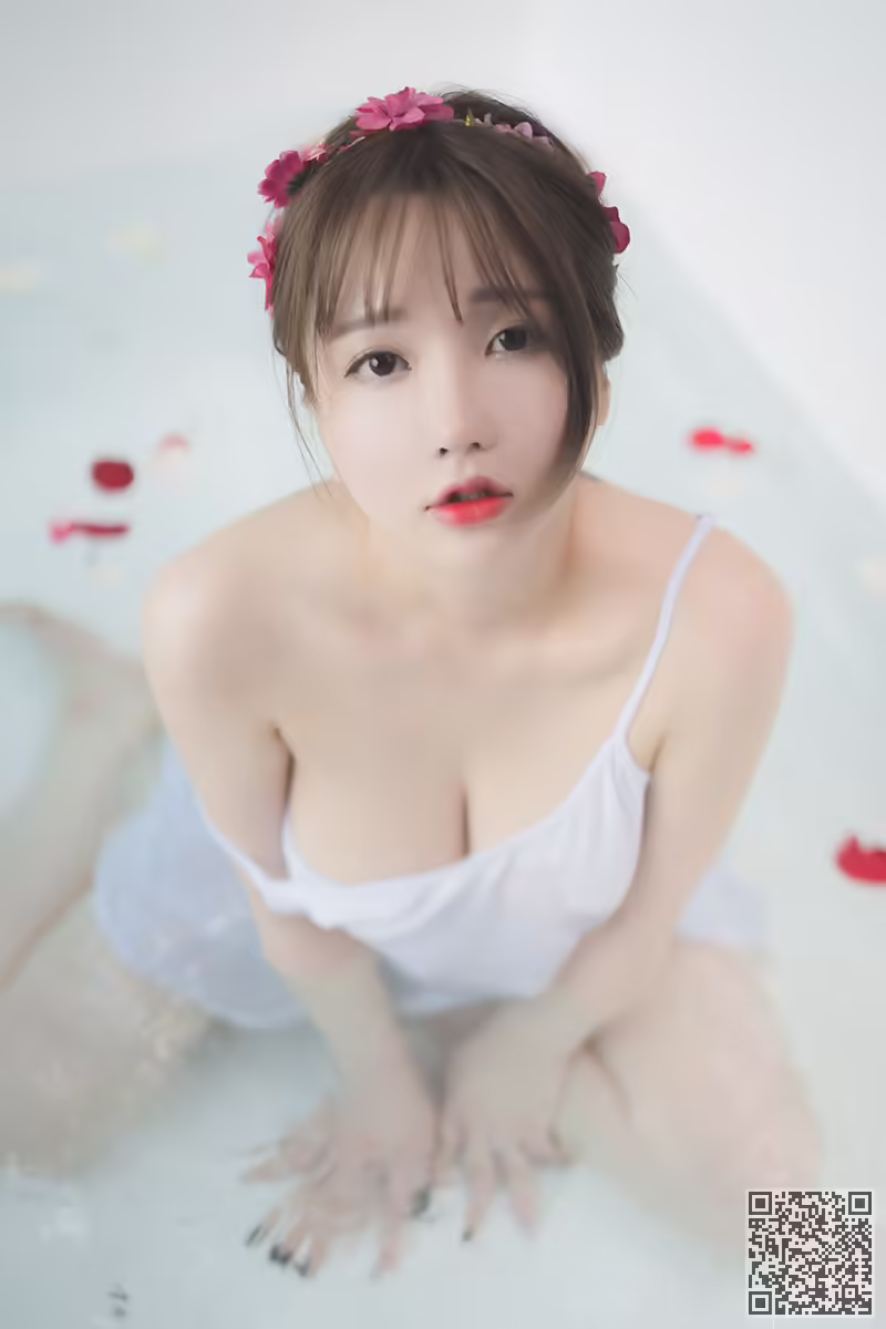 美女、孙乐乐、沐浴照