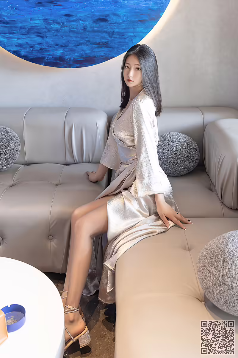 女神、熊小诺、户外写真、丝袜、美腿