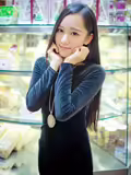 白色的皮肤像牛奶