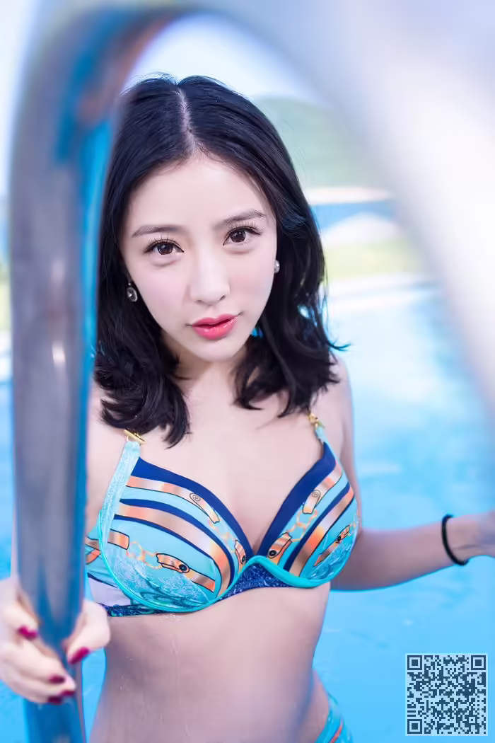 气质美女、施亿佳、美背