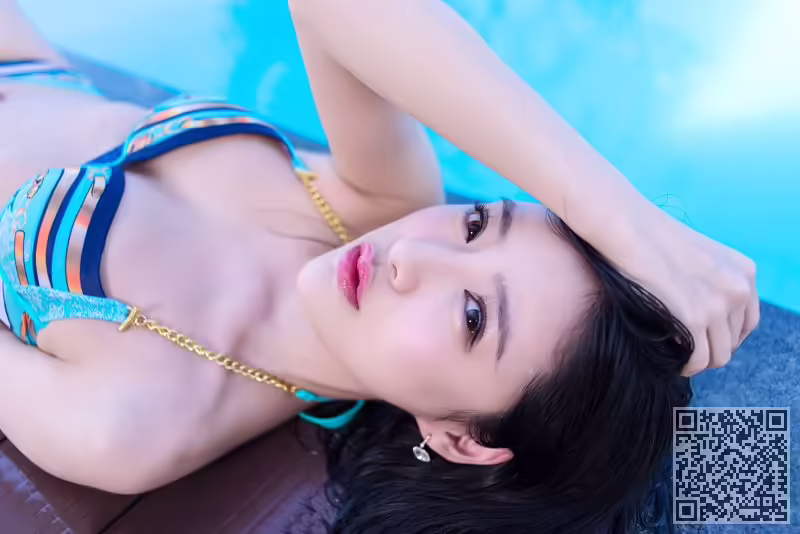 气质美女、施亿佳、美背