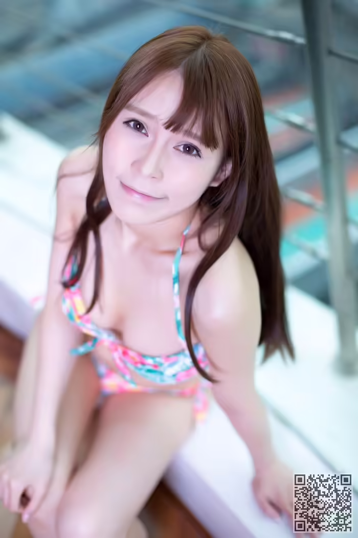 高叉、泳装、风情写真