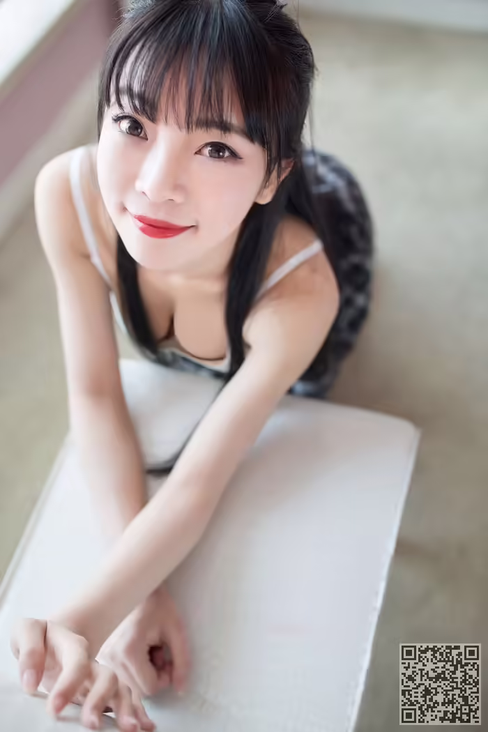 妹子、莉莉丝、短裙