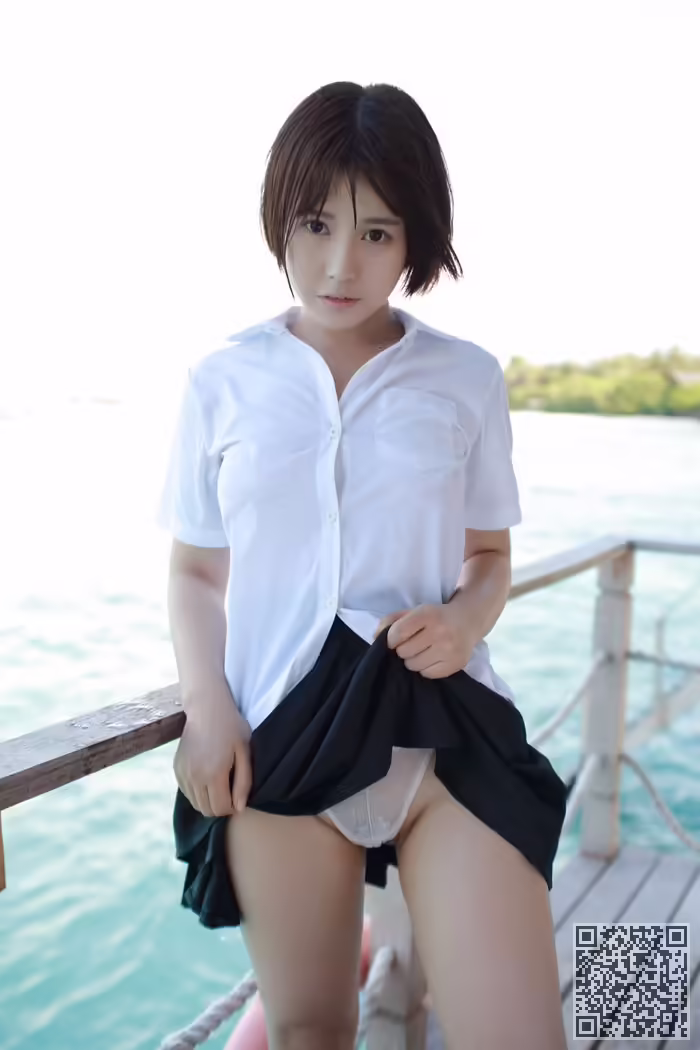 学生妹、艾莉、湿身、美乳