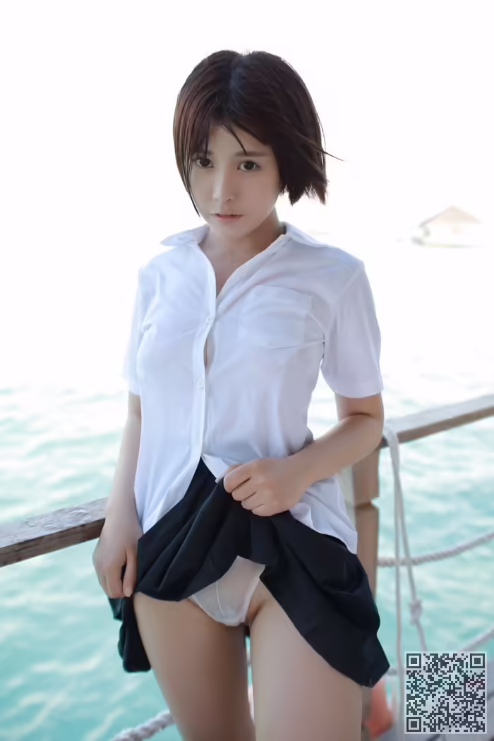 学生妹、艾莉、湿身、美乳