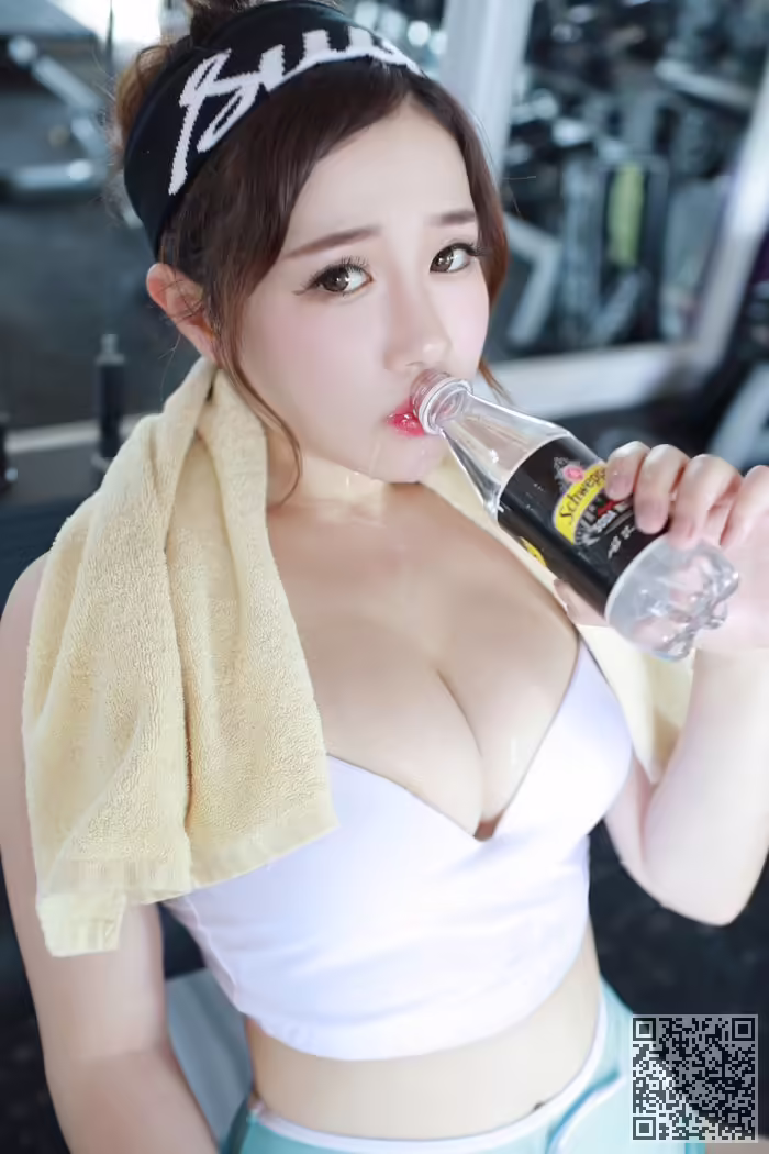 运动宝贝、徐嘉乐、比基尼、美乳
