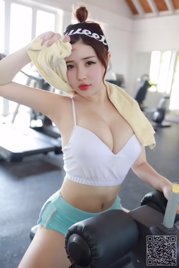 运动宝贝、徐嘉乐、比基尼、美乳