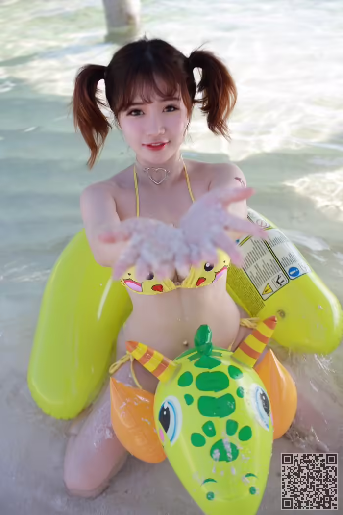 运动宝贝、徐嘉乐、比基尼、美乳