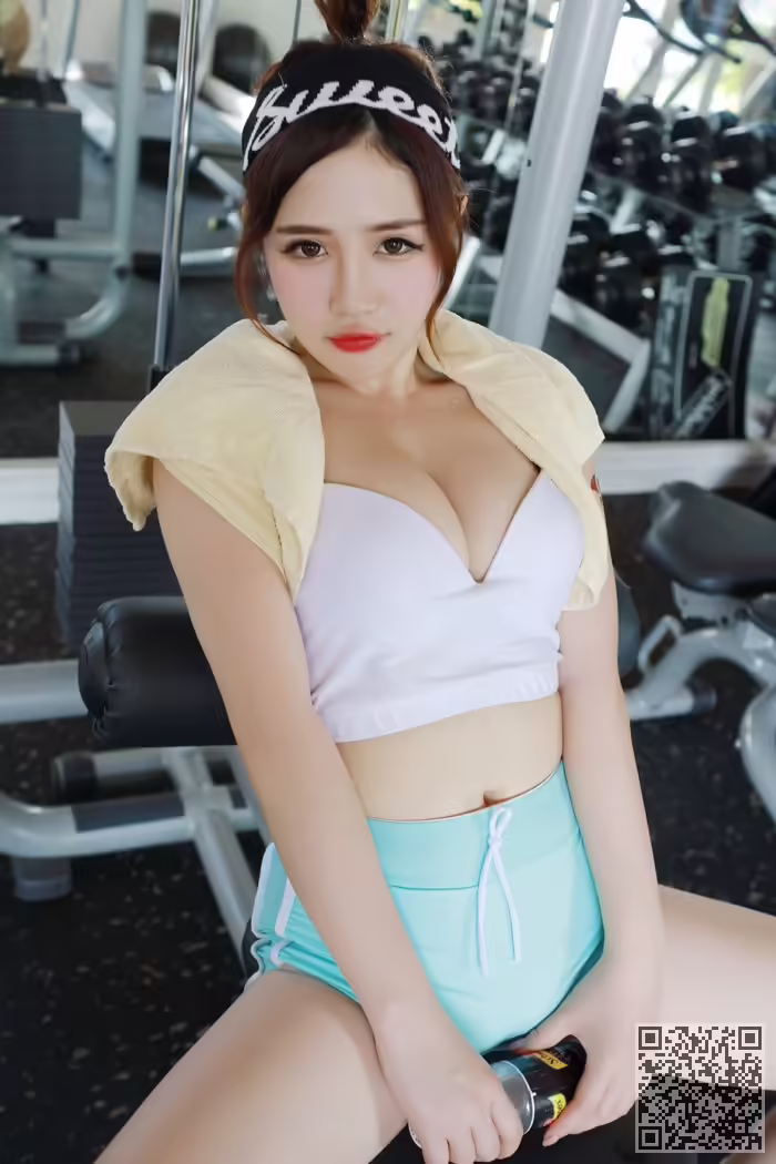 运动宝贝、徐嘉乐、比基尼、美乳