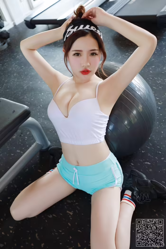 运动宝贝、徐嘉乐、比基尼、美乳