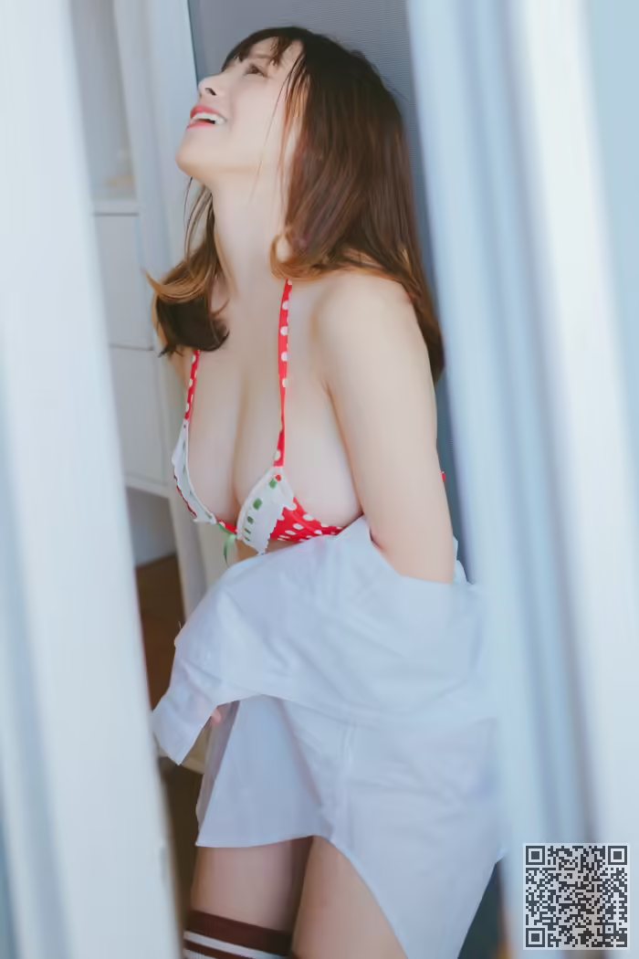 少女、美乳、诱人