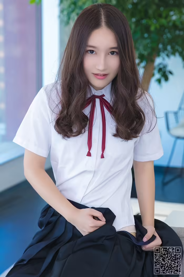 妹子、魏扭扭、制服