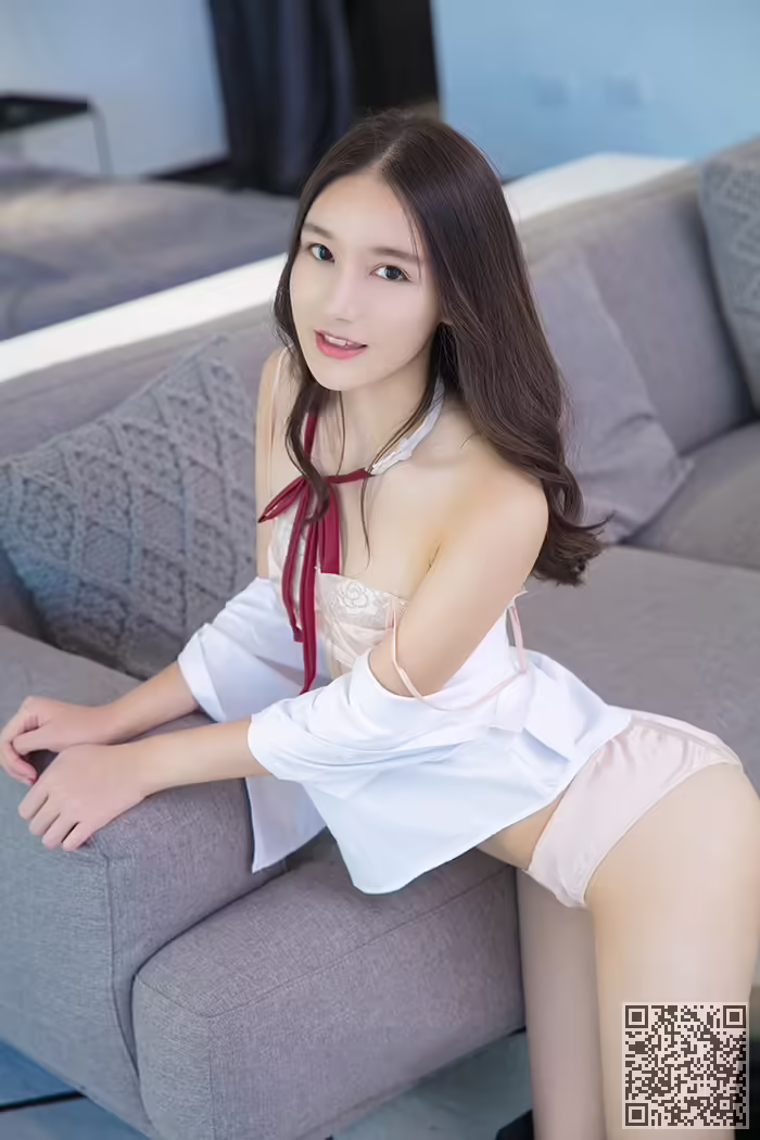清纯妹子魏扭扭学生制服妙不可言、制服、妹子、魏扭扭